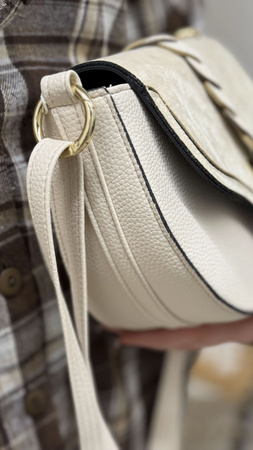 Torebka damska z klapką – zamszowa struktura i pleciony pasek Beż Laura biaggi